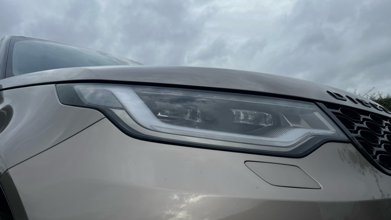 Land Rover Discovery 3.0 D300 R-Dynamic SE 5dr Auto Diesel Station Wagon